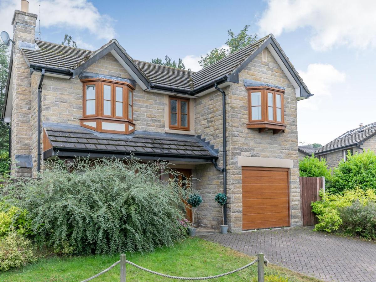 2 Carr Farm Close Villa Glossop Exterior photo